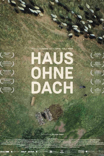  de Filme House Without Roof (2016)