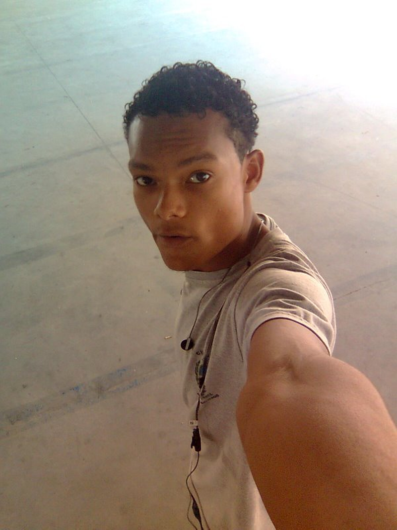 Jonathan da silva barroso - Foto 1