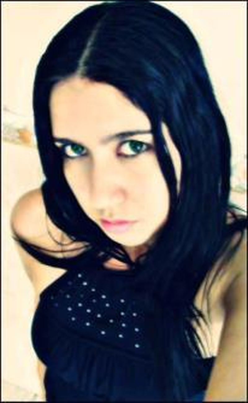 Carla Perfect - Foto 1