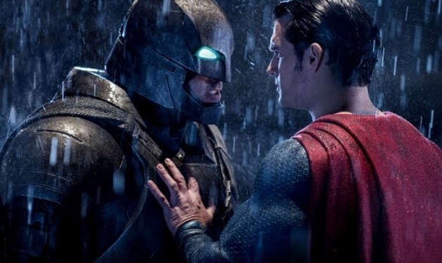 Globo exibirá filmes como Batman Vs Superman e Mad Max