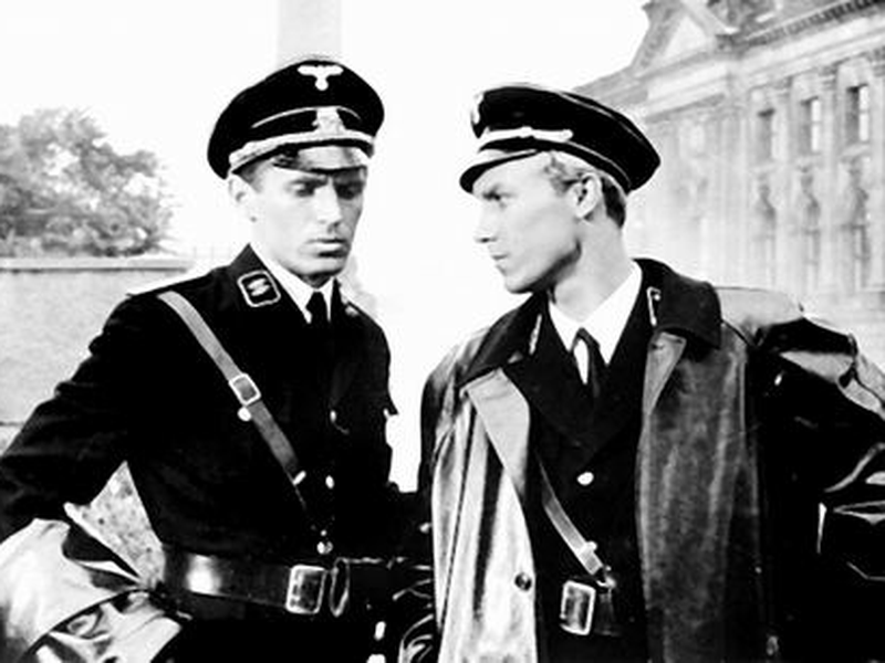 Foto 1 de The Shield and the Sword 