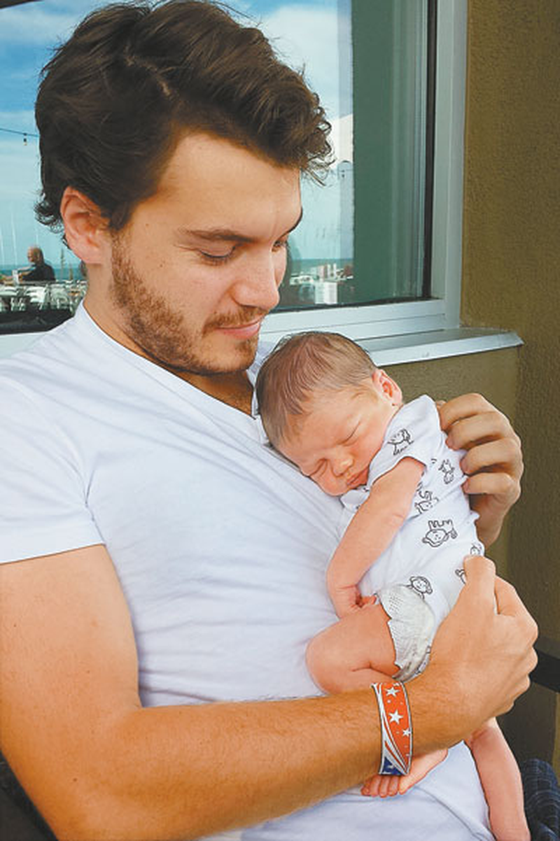 Emile Hirsch - Foto 4