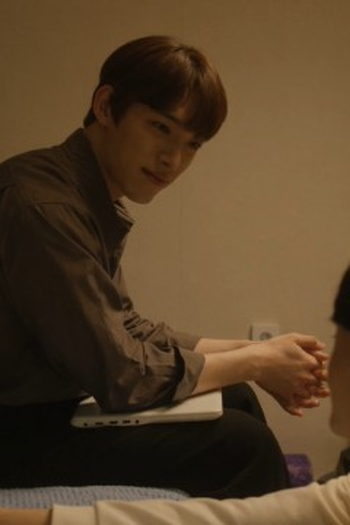 Poster de Episódio 우아한 거짓말 (2022)
