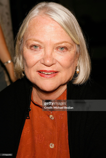 Louise Fletcher - Poster / Capa / Cartaz - Oficial 1