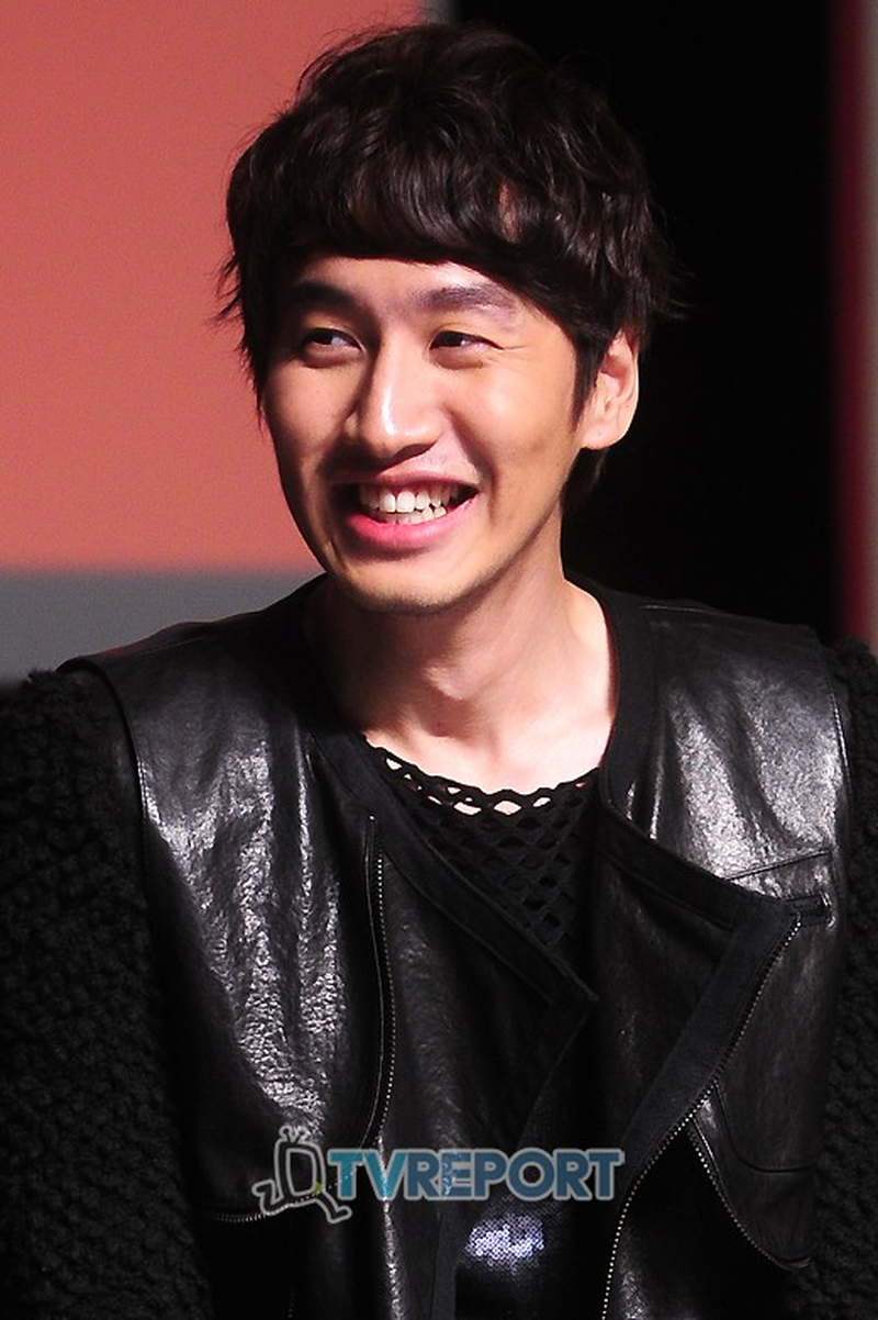 Lee Kwang Soo - Foto 17