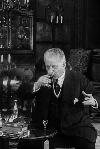 Poster 2 de Filme Unfug der Liebe (1928)