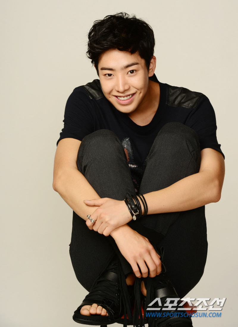 Park Min-woo - Foto 9