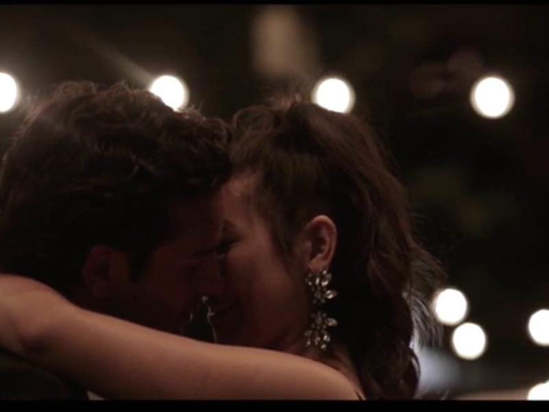 Foto 2 de Love Is Blind