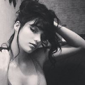 Foto de perfil de Mônica