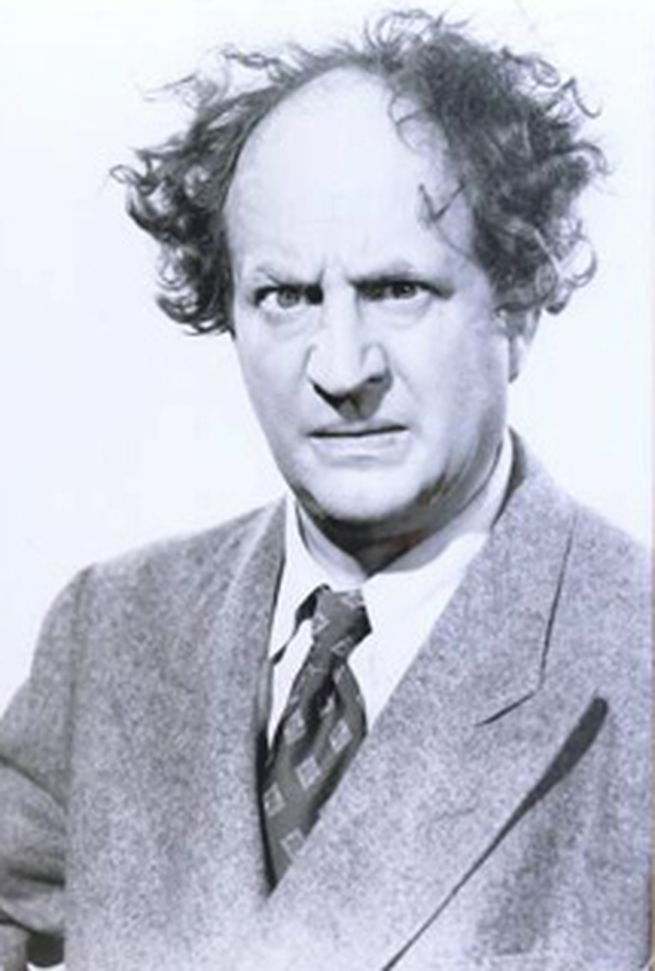 Larry Fine | Filmow