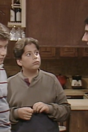 Poster de Episódio Put to the Test (1984)