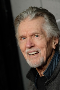 Tom Skerritt - Poster 1