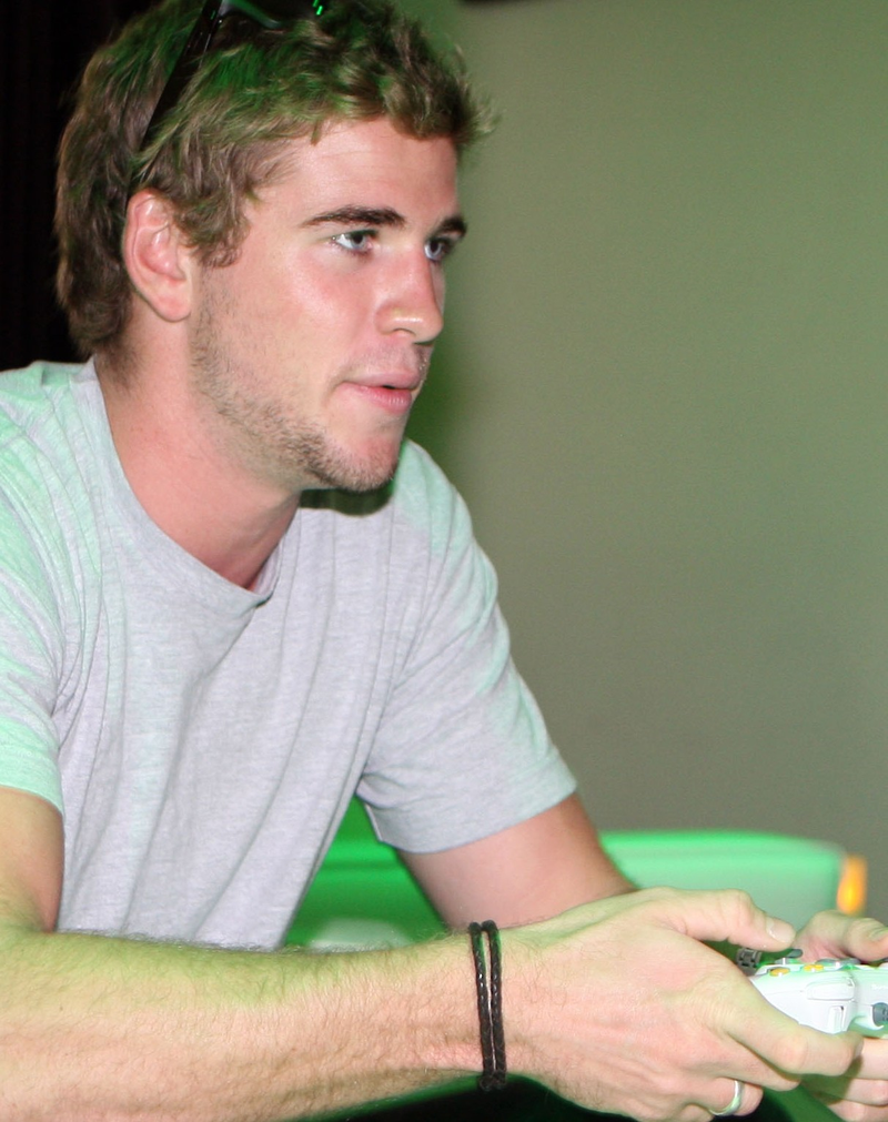 Liam Hemsworth - Foto 13