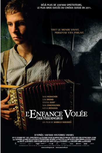  de Filme Infância Roubada (2011)