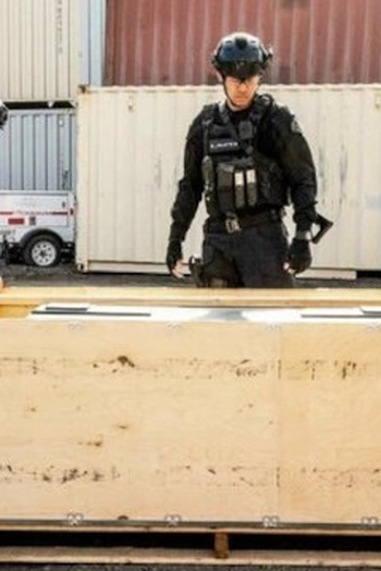 Poster de Episódio Three Guns (2022)