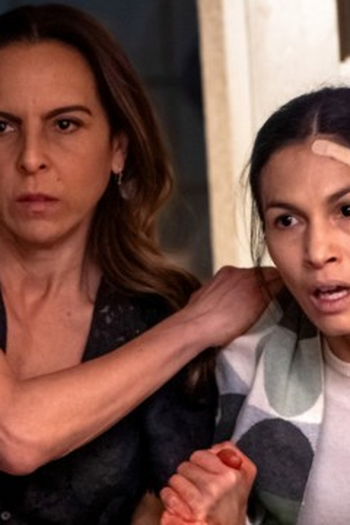 Poster de Episódio Keep Your Family Close (2025)
