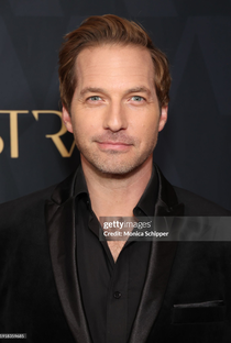 Ryan Hansen - Poster / Capa / Cartaz - Oficial 1