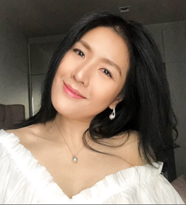 Fotos | June Poramaporn Jangkamol | Artista | Filmow