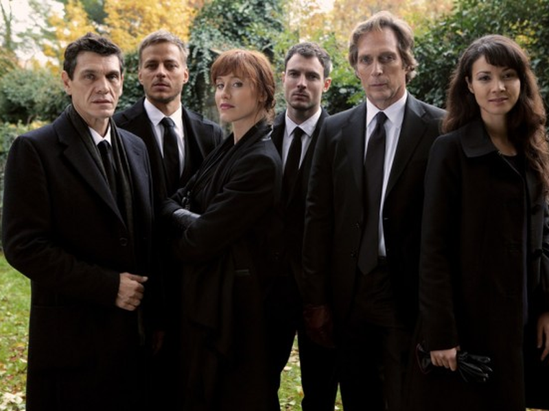 Foto 1 de Crossing Lines (1ª Temporada)