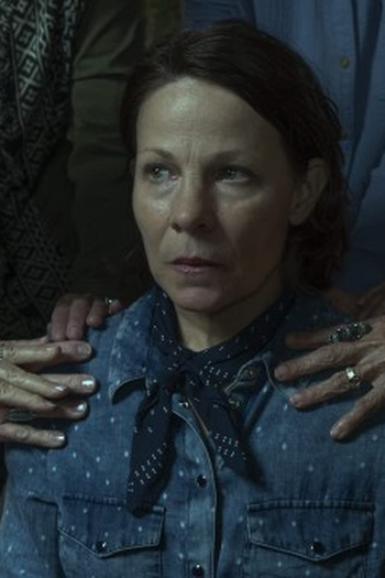 Poster de Episódio The Soil (2022)