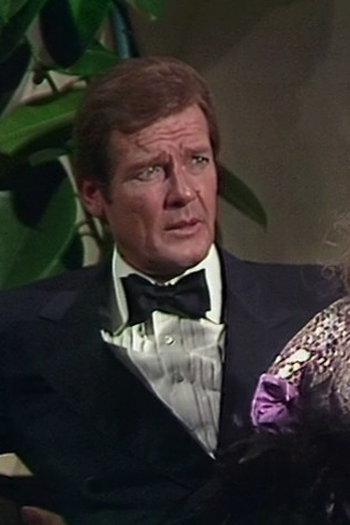 Poster de Episódio Roger Moore (1980)