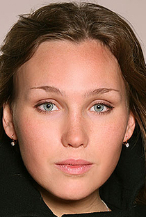 Darya Ekamasova - Poster 1