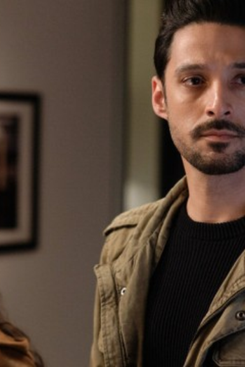Poster de Episódio Missing While a Pawn (2023)