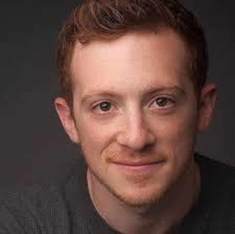 Ethan Slater - Foto 1