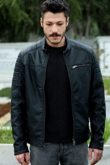Poster de Episódio 9. Bölüm (2024)