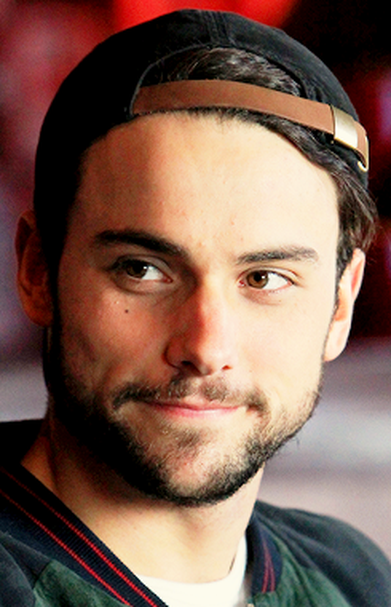 Jack Falahee - Foto 4