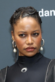 Taylour Paige - Poster 2