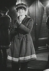 Mr. and Mrs. Stockholm Out Shopping (Herreskapet Stockholm Ute På Inköp)