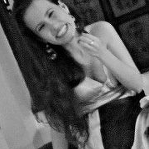 Foto de perfil de Raphaela Menezes