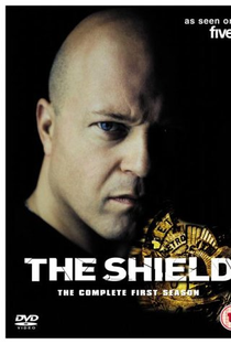 The Shield - Acima da Lei (1ª Temporada) - Poster / Capa / Cartaz - Oficial 2