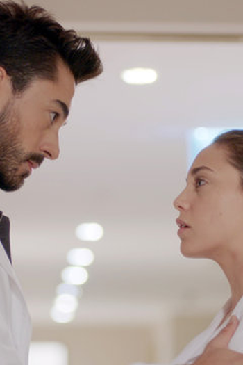 Poster de Episódio 10. Bölüm (2017)