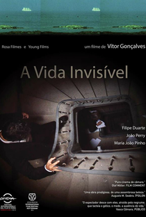 A Vida Invisível - Poster / Capa / Cartaz - Oficial 1