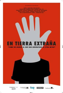 En Tierra Extraña - Poster / Capa / Cartaz - Oficial 1