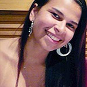 Foto de perfil de Louise Caroline de Almeida