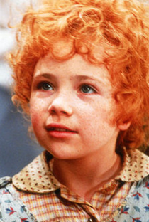 Aileen Quinn - Poster 1