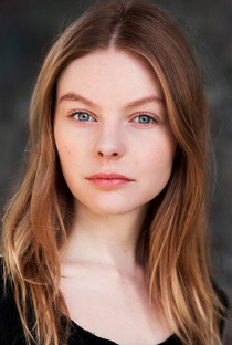 Nell Hudson - Poster 1