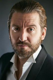 Fraser Precious - Poster / Capa / Cartaz - Oficial 1