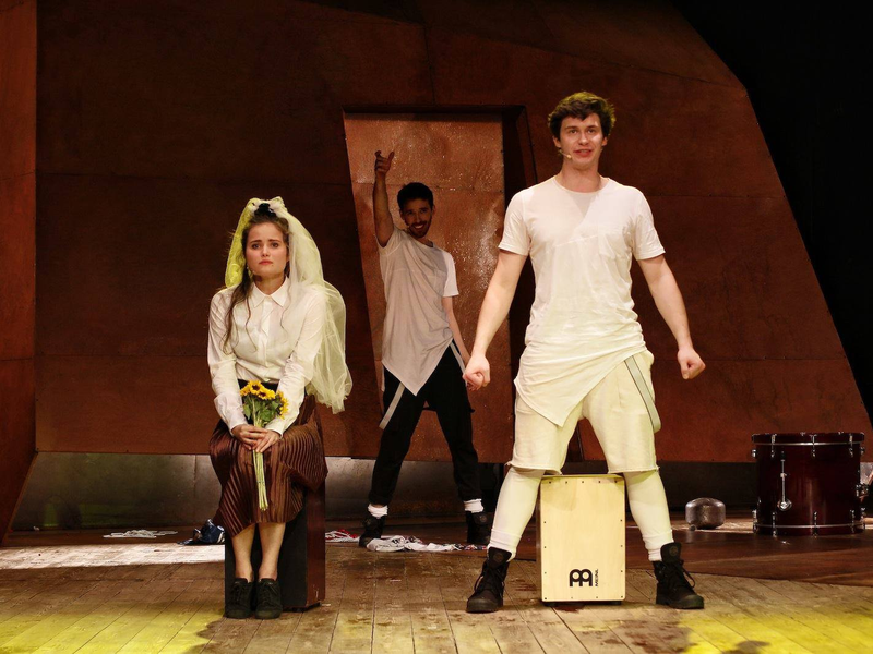 Foto 1 de Television Theater