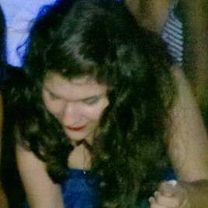 Foto de perfil de Helena Lopes de Oliveira