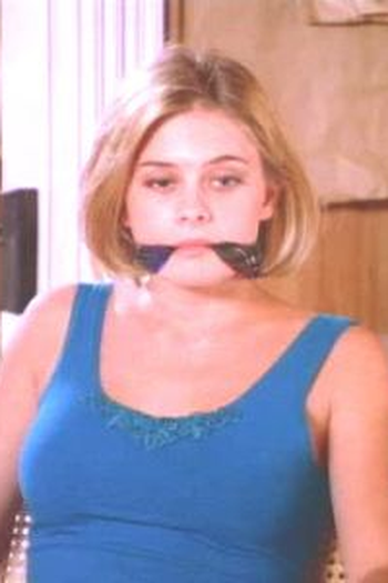Poster de Episódio Strangers Among Us (1993)