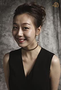 Lily He Xin - Poster 1