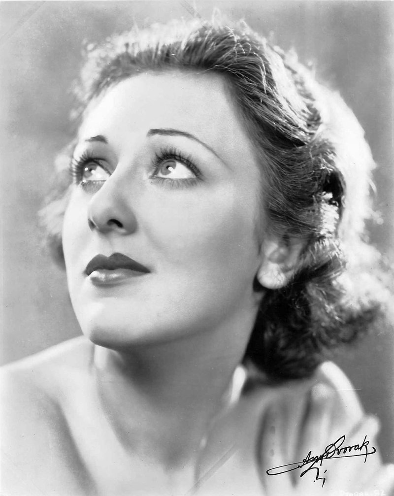 Ann Dvorak - Foto 1