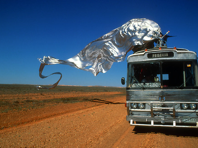 Foto 2 de Priscilla, a Rainha do Deserto