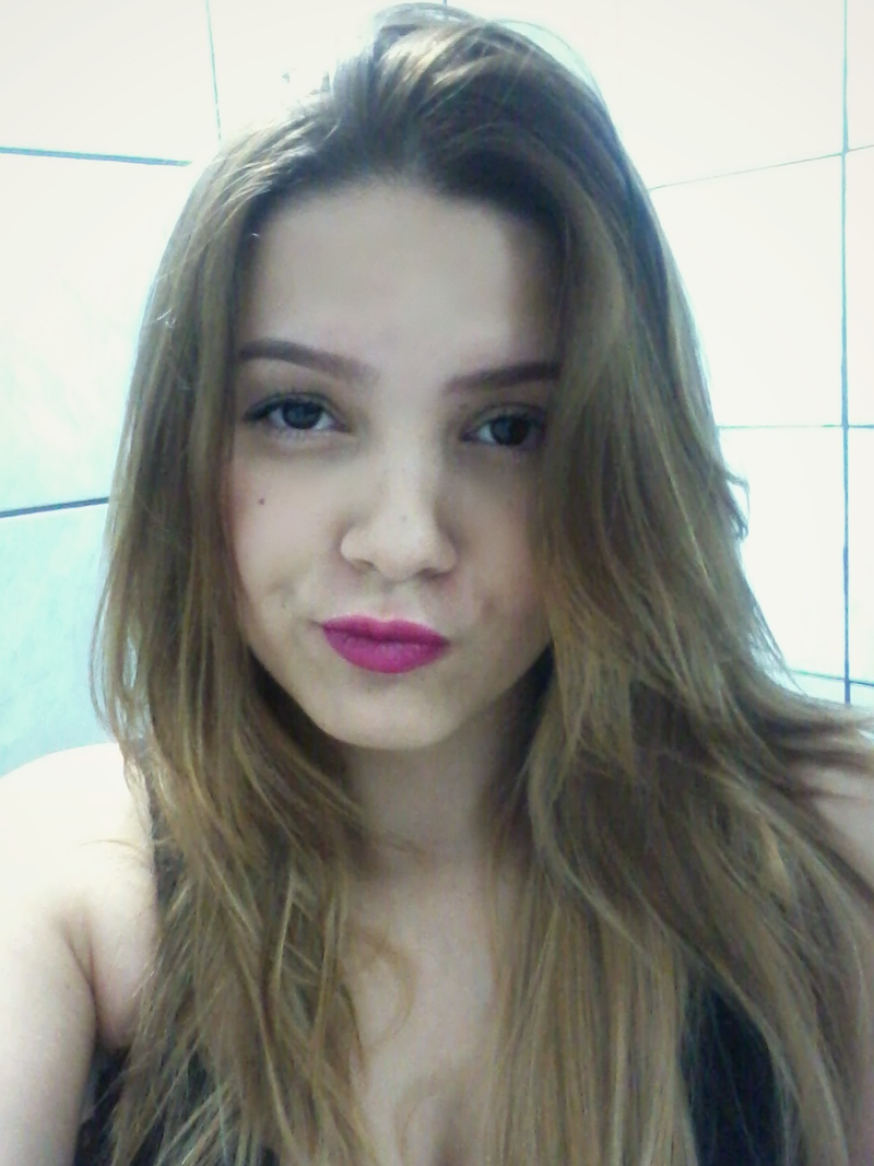 Karen Araujo - Foto 1