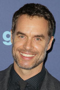 Murray Bartlett - Poster 1