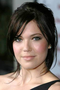Mandy Moore (II) - Poster 6